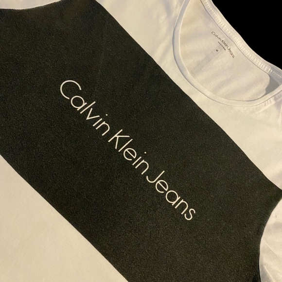 Calvin Klein T-Shirt Size Medium Size M - Picture 7 of 9